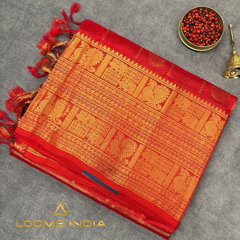 Red Mangalagiri Pure Handloom Silk Cotton Saree with Gold Zari Peacock Pallu
